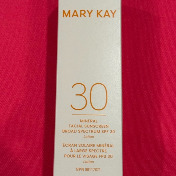 Mary Kay Mineral Facial Sunscreen SPF 30 – Broad Spectrum | NEW - Picture 1 of 3